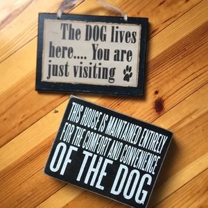 Wood signs 🐶